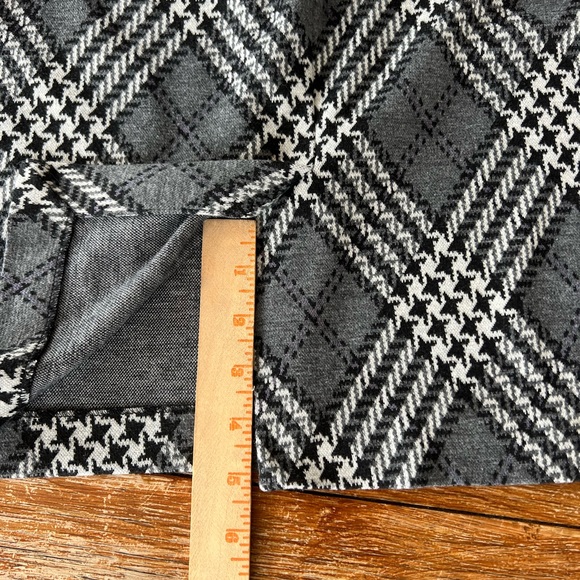 Lane Bryant Skirt Women's Gray Plaid Above Knee Zipper Straight & Pencil 14 - Picture 9 of 10